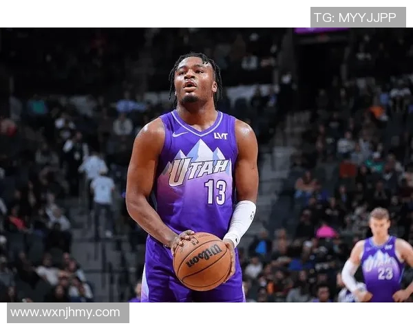 还不给正式合同?斯潘塞12中7砍生涯新高19分! 还不给正式合同?斯潘塞12中7砍生涯新高19分!